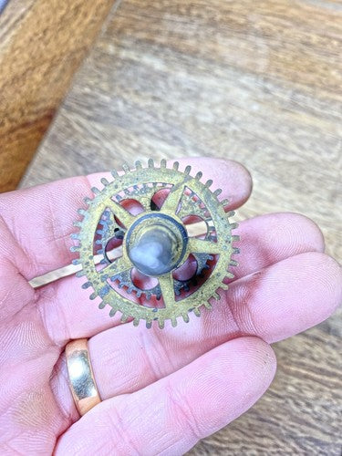 Birge & Fuller Clock Movement Hands Post (See Pics To ID)(KD1564