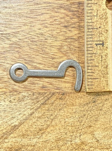 Vintage Clock Door Latch            (KD376)