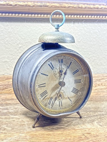 Antique Seikosha Alarm Clock For Parts Or Repair (Time Spring Blown)   (K9965A)