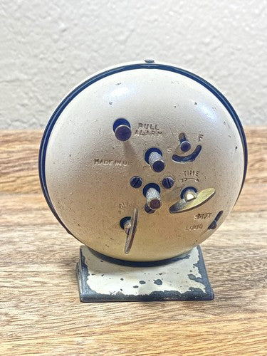 Westclox Style 6 Baby Ben Model 61-V Ivory Case Alarm Clock 1949-1956  (K9942)