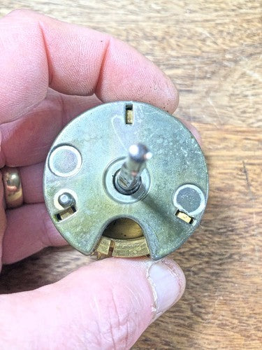 Urgos UW32127B Series Clock Movement Strike Side Cable Main Wheel     (K8846)