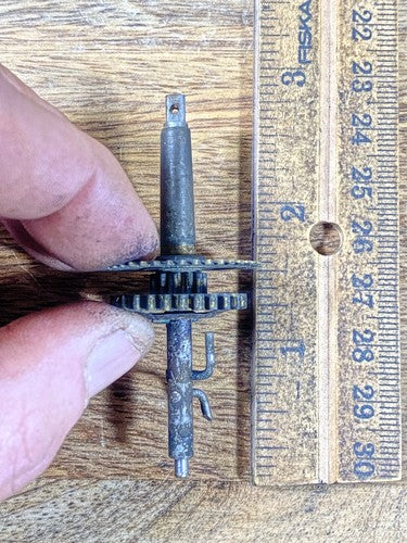 Plymouth (Seth Thomas) Type 89 Clock Movement Hands Post (KD1603)