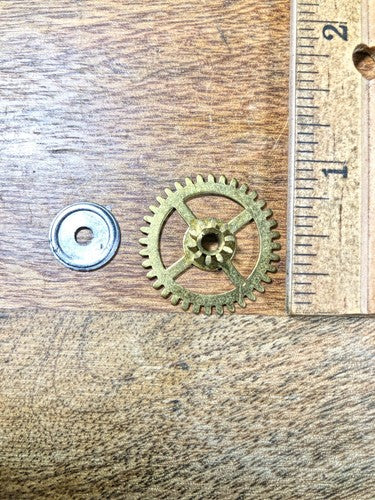 Smiths Enfield Clock Movemeny Minute Wheel (See Pics To ID Mvmt)   (K9207)