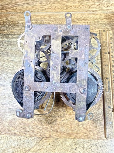Gilbert Kitchen Clock Movement Plate Nut (See Pics To ID) (KD1610)