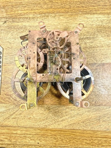 Ingraham (Stamped Oct 78 / Nov 79) Clock Strike Side Fly Wheel    (KD3189)