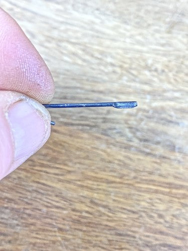 Ingraham (Stamped 6 00) Clock Movement Verge Retainer  (KD1516)