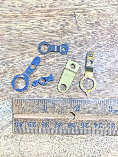 Assorted Lot Of Clock Movement Click Wheel Parts - Vintage Clock Parts    KD2135