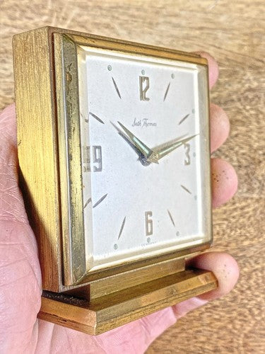 Vintage Seth Thomas Alarm Clock For Parts/Repair (Springs Good)    (KD043)