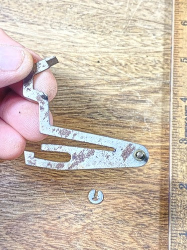 Hubert Herr Triberg Cuckoo Clock Movement Rack Hook  (KD1387)