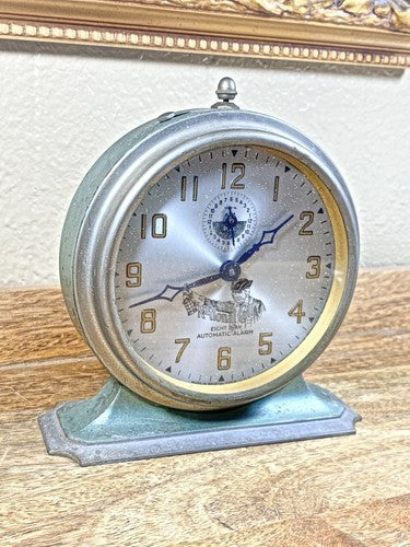 Running Art Deco 8 Day Alarm Clock "The National Call" Vintage US Made  (K9921)
