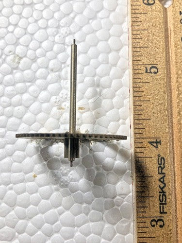 Urgos UW07073 Series Clock Movement Time Side 4th Wheel (See Pics) (K8947)