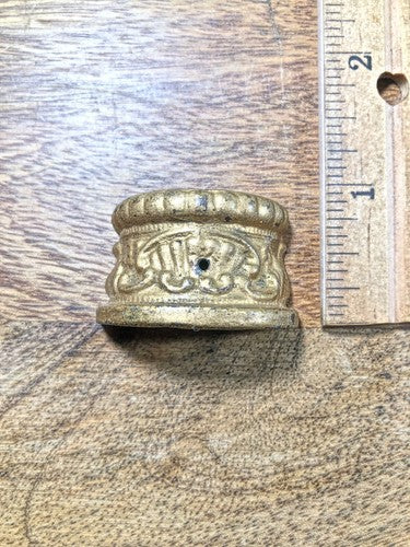 Large Mantel Clock Column Base (K8662)