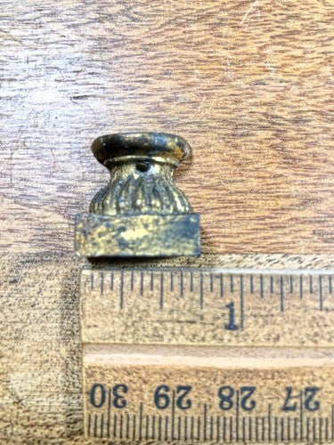 Black Mantel Clock Column Base (K9682)