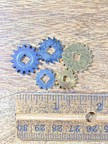 Assorted Lot Of Old Clock Movement Click Wheels (Lot Of 5) (KD2047)