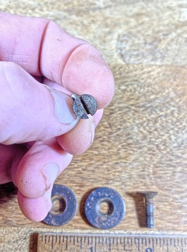 Herschede Clock Chime Bar Screws (Diameter on The Threads Is 3.85mm)     (KD754)