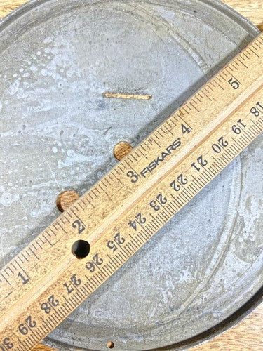 Nice Old New Haven Time Only 8 day Clock Movement Dial Pan  (KD011)