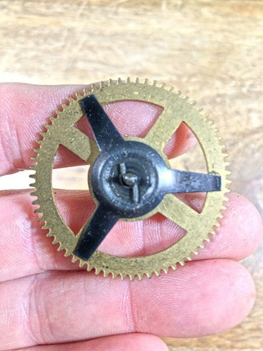 Korean Sehwa Clock Movement Hands Post (See Pics To ID Mvmt) (K9537)