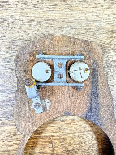 Novelty Clock Trim Piece With Rotating Eyes      (KD1265)