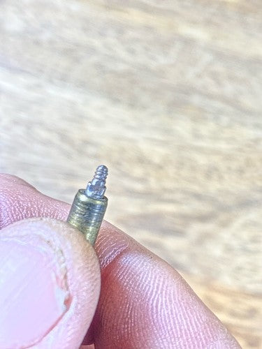 New Haven Clock Movement Hands Post (See Pics to ID Mvmt)     (KD1139)