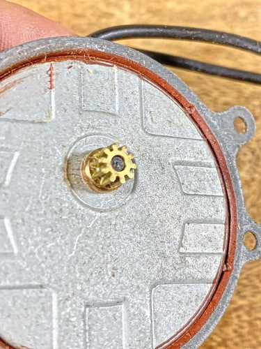 Old Clock Rotor Working/ Quiet (Appears To Be Rebuilt?)  (KD118)