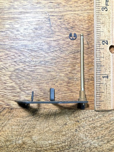 Urgos UW07073 Series Clock Movement Rack Hook (See Pics To ID Mvmt) (K8934)