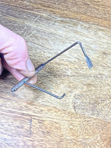 Seth Thomas Clock Movement (No. 44 ?/ See Pics) Count Wheel Lever (KD864)
