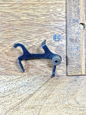 Ingersoll Clock Movement  Rack Hook (See Pics To ID Movement) (KD3054)