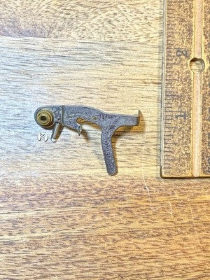 Hermle 451-050 Clock Movement Rack Hook - Vintage Clock Parts (KD3764)