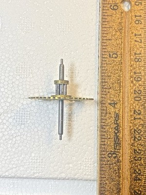 New Haven Wall Clock Movement Time Side 4th Wheel (See Pics To ID Mvmt) KD4517