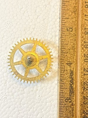 New Haven Clock Movement Time Side 3rd Wheel (See Pics To ID Mvmt) (KD4465)