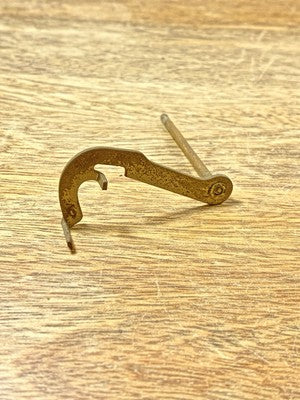 DRGM Clock Movement Rack Hook (See Pics To ID Movement)   (KD2654)