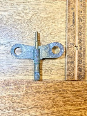 Clock Key Number 8 (4.25mm) on Bottom, Number 000 (1.75mm) On Top       (KD4107)