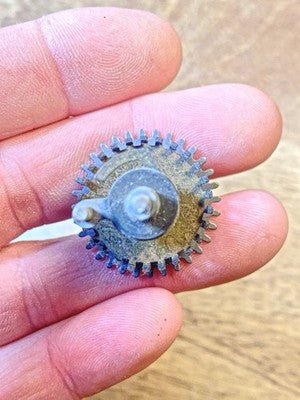 Ingraham (Stamped 12 27) Clock Movement Hands Post (KD4552)