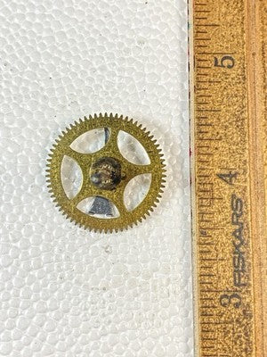 Ingersoll Clock Movement  Strike Side 5th Wheel (See Pics To ID Mvmt) (KD3072)