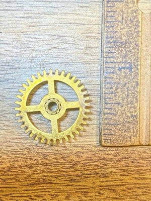Perivale Clock Movement Minute Wheel - Vintage Clock Parts KD3609