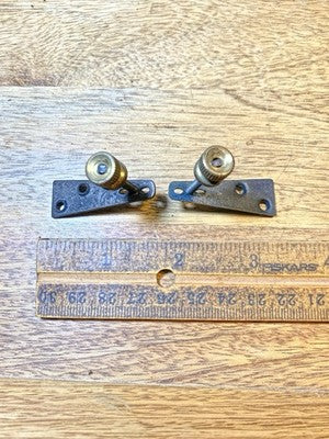 Clock Movement Mounting Screws (Dia On Threads Is 2.3mm)     (KD4241)