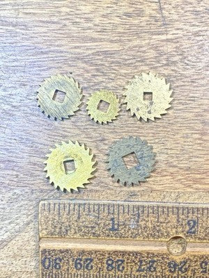 Assorted Lot Of Old Clock Movement Click Wheels (Lot Of 5)   (KD3005)