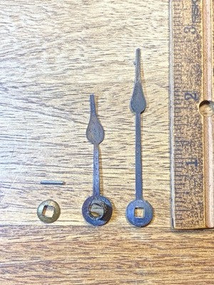 New Haven Clock Movement Hands Set (See Pics To ID Mvmt)         (KD4507)