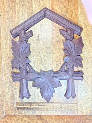 Cuckoo Clock  Surround (9 1/2 X 12 Inches) (LL5307)