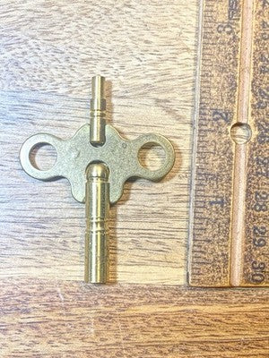 Clock Key Size 5 or 3.50mm And Size 00 or 2.00mm on Top  (KD4451)