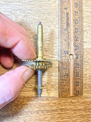 Gilbert Clock Movement (Stamped 24) Hands Post  (KD4388)