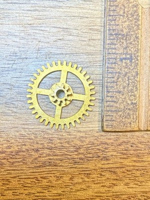 Perivale Clock Movement Minute Wheel - Vintage Clock Parts KD3609