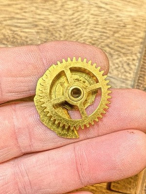 Perivale Clock Movement Hour Wheel - Vintage Clock Parts KD3608