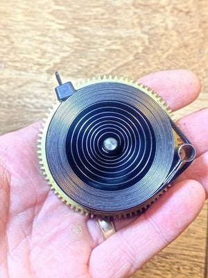 New Haven Wall Clock Movement Time Side Main Wheel (See Pics To ID Mvmt)KD4524