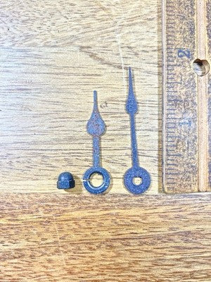 Spartus Clock Hands Set (See Pics To ID Movement)  (KD3119)