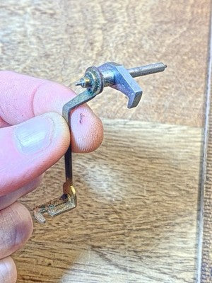 Clock Movement Verge (33.2mm Length, 17.6mm Between Teeth, 1.0mm Pivot) (KD4094)