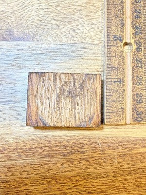 Old Clock Wooden Trim Part         (KD4237)