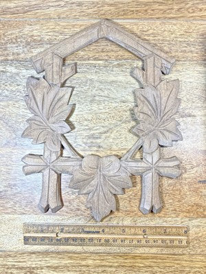Old Cuckoo Clock  Surround (7 3/4 X 10 1/4 Inches) (LL5304)