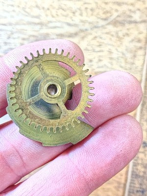 Enfield Clock Movement Hour Wheel (See Pics To ID Mvmt) (KD2874)
