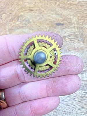 Sessions Clock Movement Hands Post (See Pics To ID Movement) (KD3117)